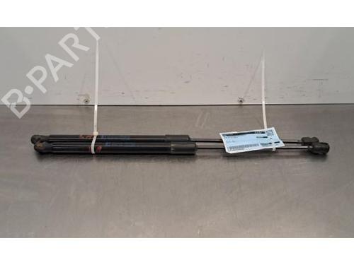 gasdmper-bagklap-audi-a4-b9-8w2-8wc-2015-32354011 main image