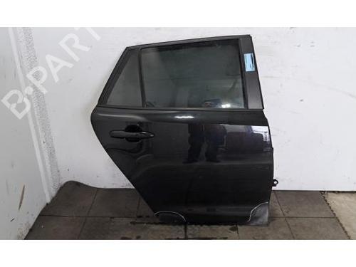 right-rear-door-toyota-corolla-estate-_e21_-2019-33316427 main image