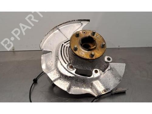 Used Right front steering knuckle LAND ROVER RANGE ROVER EVOQUE (L551) 2.0 D150 (150 hp) 32376420