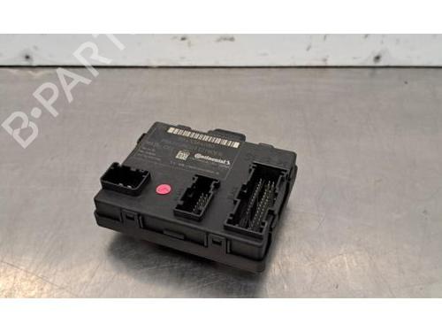 Used Electronic module PEUGEOT 308 III (FB_, FH_, FP_, F3_, FM_) BlueHDi 130 (FBYHZL, FBYHZT) (131 hp) 30532489