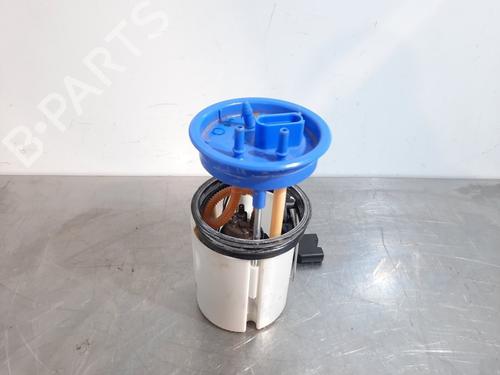 Used Fuel pump SKODA ROOMSTER (5J7) 1.2 TSI (86 hp) 15544749