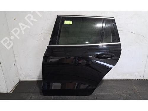Used Left rear door VOLVO V60 II (225) D3 (150 hp) 29515573