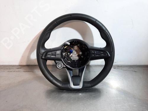Used Steering wheel Steering wheel ALFA ROMEO GIULIA (952_) 2.2 D (952AGA250, 952AGM250, 952ASM2, 952ASA2) (136 hp) 33277785 33277785