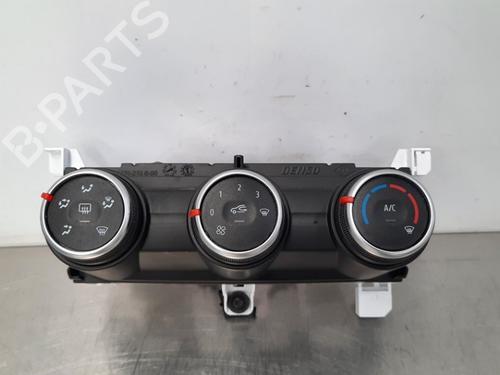 AC Styreenhet / Manøvreringsenhet RENAULT CLIO V (B7_) 1.0 TCe 100 (B7MT) (101 hp) 10900485