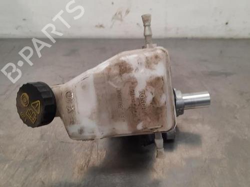 Used Brake master cylinder PEUGEOT 3008 II SUV (MC_, MR_, MJ_, M4_) 1.6 BlueHDi 115 (MCBHXW, MCBHYB) (116 hp) 23602489