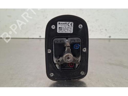 Antenne/Base AUDI Q3 (F3B) 40 TFSI quattro | BP39645761C140 - Image 3