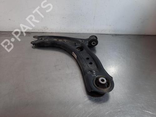venstre-fortil-brearm-vw-golf-viii-variant-cg5-db5-2020-36099891 main image