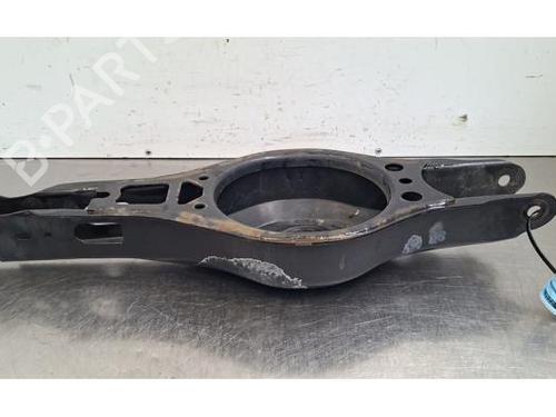 Used Right rear suspension arm Right rear suspension arm TOYOTA C-HR (_X1_) 1.8 Hybrid (ZYX10_, ZYX11_, ZYX10R, ZYX11R) (122 hp) 36005126 36005126