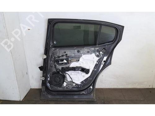 Right rear door PEUGEOT 308 III (FB_, FH_, FP_, F3_, FM_) PureTech 130 (FPHNSL, FPHNST) | BP25777871C5 