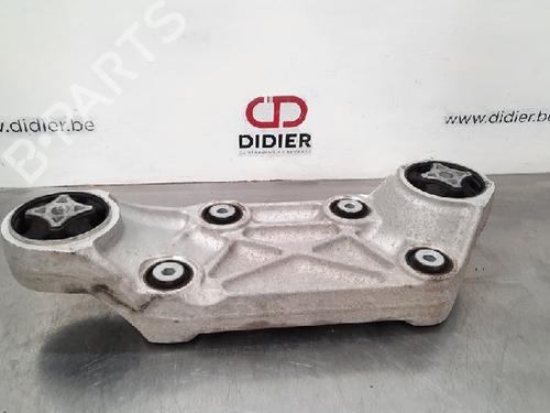 Used Engine mount TESLA MODEL S (5YJS) EV AWD (772 hp) 10888650
