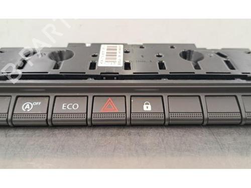 Used Warning switch RENAULT ARKANA I (LCM_, LDN_) 1.3 TCe 140 (LDN0) (140 hp) 29015950