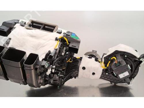 Used Heater matrix box PEUGEOT 308 III (FB_, FH_, FP_, F3_, FM_) e-308 (FMZKWZ) (156 hp) 30331493