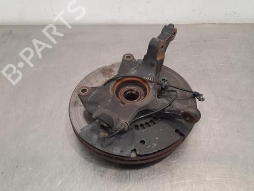 Used Right front steering knuckle RENAULT CLIO V (B7_) 1.5 Blue dCi 85 (B7AG) (86 hp) 15791444