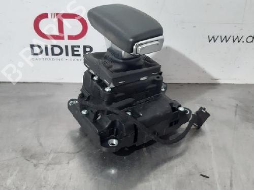 Used Gear lever AUDI A4 B9 (8W2, 8WC) 2.0 TDI (190 hp) 10880206
