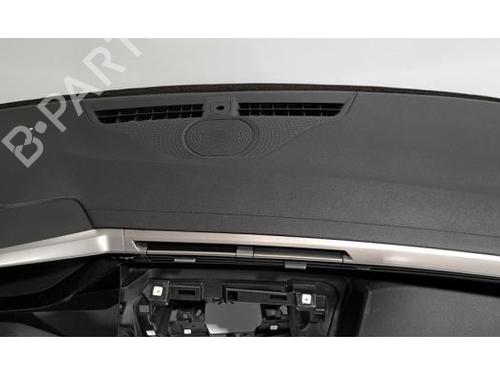 Dashboard PEUGEOT 308 III (FB_, FH_, FP_, F3_, FM_) Hybrid 136 (FPHPYC) | BP31273058C46 