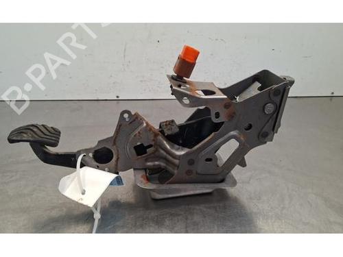 Rempedaal Rempedaal NISSAN MICRA V (K14) 1.0 IG-T (92 hp) 36443831 36443831