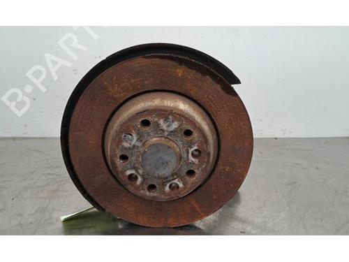 Used Right rear steering knuckle VW PASSAT B8 Variant (3G5, CB5) 2.0 TDI (122 hp) 24015189