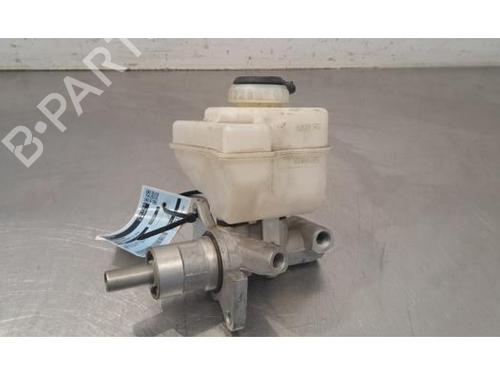 Used Brake master cylinder Brake master cylinder LAND ROVER DISCOVERY IV (L319) 3.0 SDV6 4x4 (256 hp) 15022983 15022983