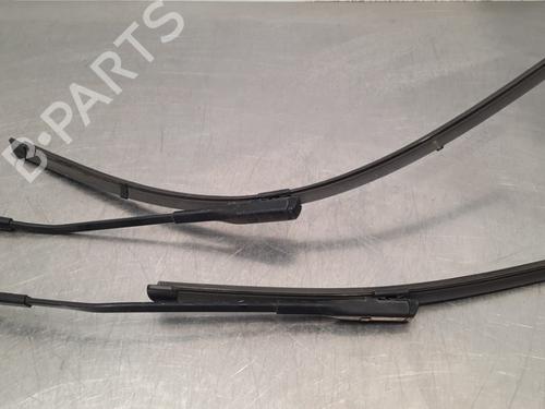 Front windshield wiper arm AUDI A1 Sportback (8XA, 8XF) 1.4 TDI | BP17113501C143 