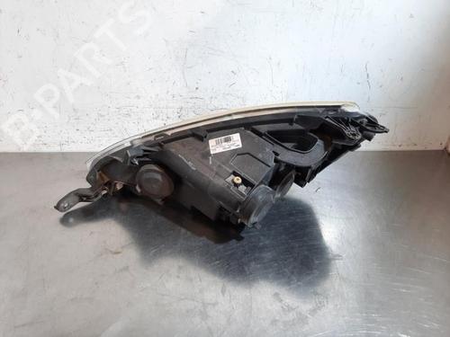 Right headlight PEUGEOT EXPERT Van (VF3A_, VF3U_, VF3X_) 2.0 HDi 130 | BP29015985C29 