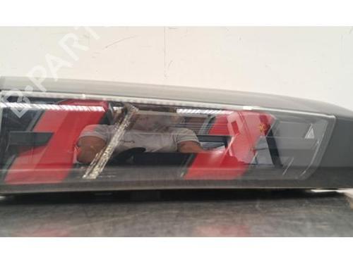 Used Left taillight PEUGEOT 2008 II (UD_, US_, UY_, UJ_, UR_, UC_) e-2008 (UKZKXZ) (136 hp) 28966637