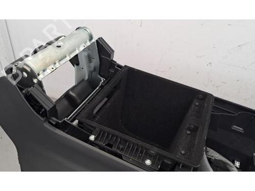 Middle console LAND ROVER RANGE ROVER VELAR (L560) 3.0 D300 MHEV 4x4 | BP33743800I22 - Image 2