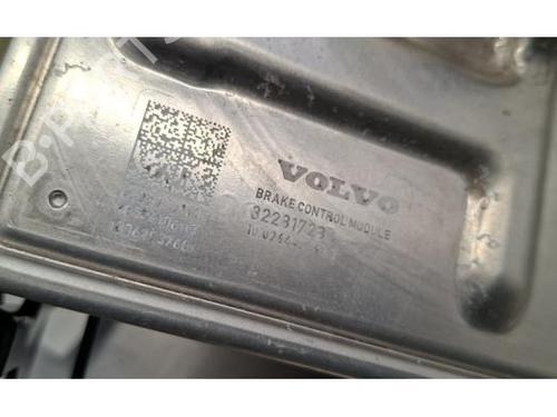 Brake master cylinder VOLVO XC40 (536) Recharge | BP33612569M77  - Image 6