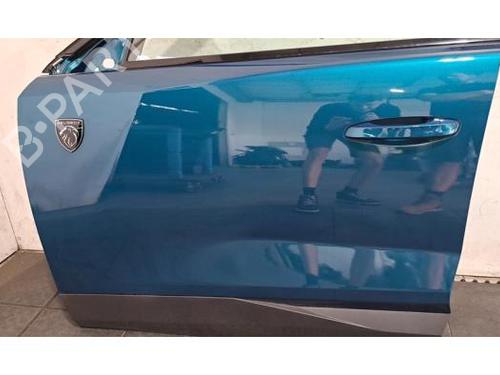 Left front door PEUGEOT 308 III (FB_, FH_, FP_, F3_, FM_) PureTech 130 (FPHNSL, FPHNST) | BP29393345C2 