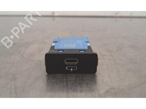 electronic-module-bmw-x3-g01-f97-g08-2017-32408235 main image