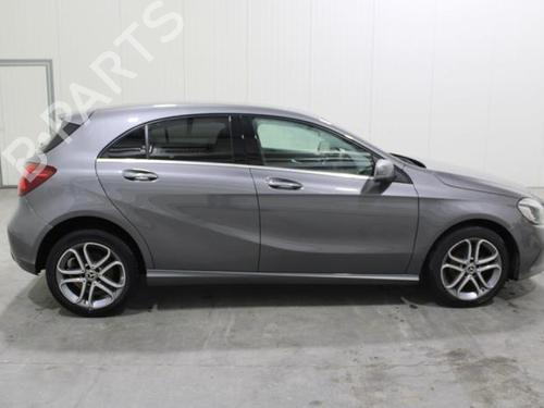 Querlenker links vorne MERCEDES-BENZ A-CLASS (W176) A 180 CDI / d (176.012) | BP23592546M12