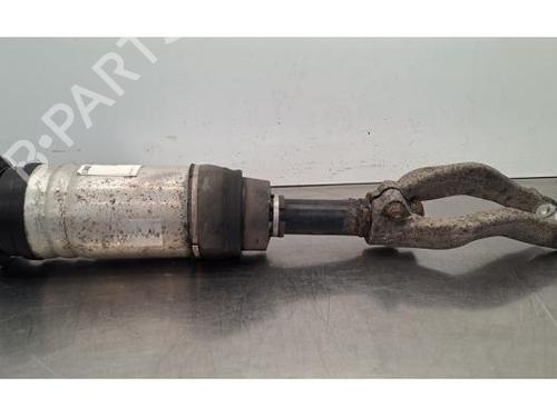 Used Right front shock absorber Right front shock absorber LAND ROVER RANGE ROVER VELAR (L560) 3.0 D300 MHEV 4x4 (300 hp) 33753084 33753084