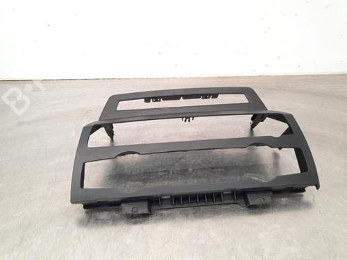 BP19632147O1 main image