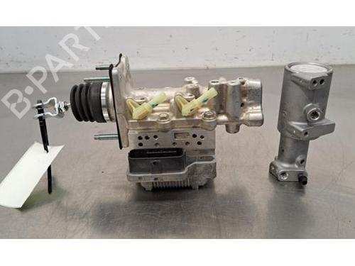 Used Servo brake TOYOTA RAV 4 V (_A5_, _H5_) 2.5 Hybrid (AXAH52) (218 hp) 28086307