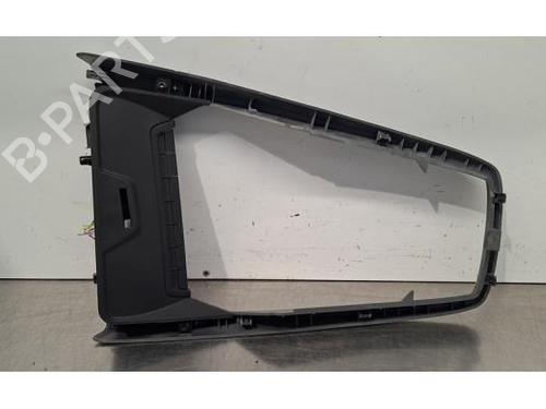 Middle console AUDI A3 Limousine (8YS, 8YM) 35 TDI | BP32510774I22