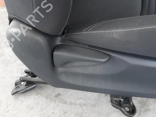 Right front seat TOYOTA YARIS (_P13_) 1.5 Hybrid (NHP130_, NHP130) | BP23642904C16 