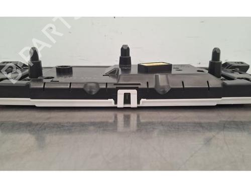 Instrument cluster PEUGEOT 308 III (FB_, FH_, FP_, F3_, FM_) Hybrid 136 (FPHPYC) | BP31273063C47 