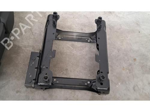 Left front seat PEUGEOT EXPERT Van (V_) 1.5 BlueHDi 120 | BP37686594C15 - Image 6