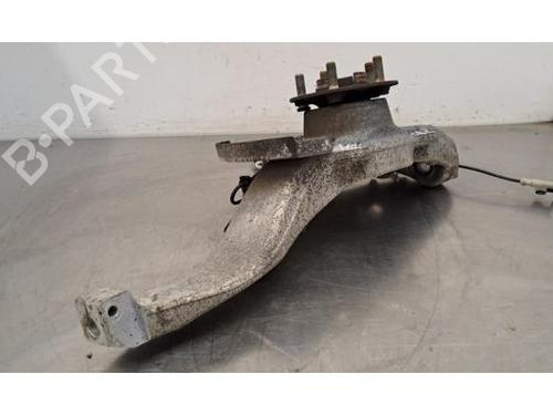 Right front steering knuckle LAND ROVER RANGE ROVER SPORT II (L494) 3.0 SDV6 4x4 | BP29700962M26 