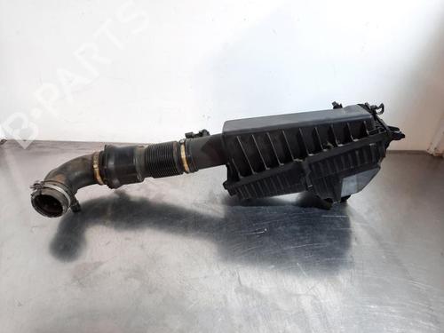 Used Air filter box Air filter box ALFA ROMEO GIULIA (952_) 2.2 D (952AGA250, 952AGM250, 952ASM2, 952ASA2) (136 hp) 33167471 33167471