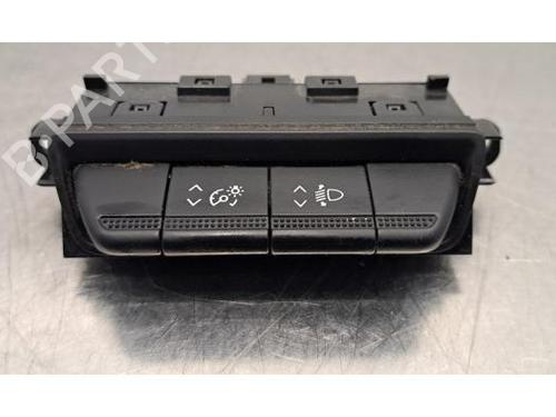 Used Switch Switch NISSAN NV300 Van (X82) 1.6 dci 125 (125 hp) 40202369 40202369