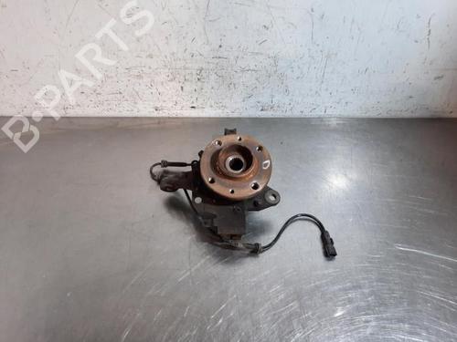 Used Right front steering knuckle RENAULT CLIO IV Grandtour (KH_) 0.9 TCe 90 (90 hp) 30501370