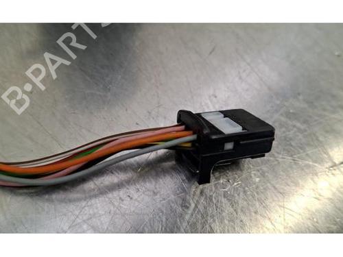 Retrovisor esquerdo RENAULT CAPTUR II (HF_) TCe 90 (HFM6) | BP30521656C26