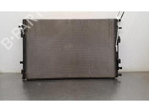 Used Water radiator Water radiator 37083017 37083017