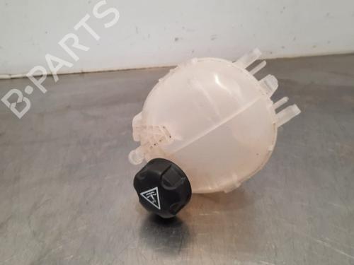 Used Expansion tank PEUGEOT 208 II (UB_, UP_, UW_, UJ_) 1.2 PureTech 100 (101 hp) 15039583