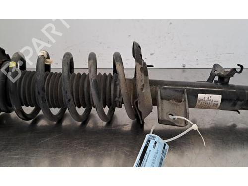 Used Right front shock absorber Right front shock absorber LAND ROVER RANGE ROVER EVOQUE (L551) 2.0 D150 (150 hp) 34408121 34408121