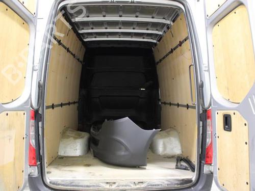 Auxiliary water pump MERCEDES-BENZ SPRINTER 3,5-t Van (B907, B910) 319 CDI RWD (907.633, 907.635, 907.637) | BP23621005M111 - Image 10