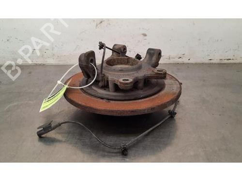Used Right rear steering knuckle MERCEDES-BENZ VITO Van (W447) 110 CDI (447.601, 447.603, 447.605) (102 hp) 25585884