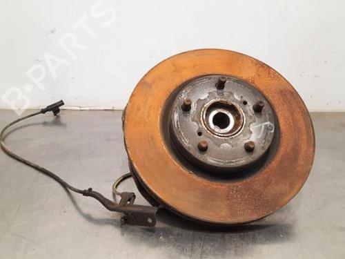 Used Right front steering knuckle TOYOTA AURIS Estate (_E18_) 1.3 Dual-VVTi (NRE180_) (99 hp) 18237093