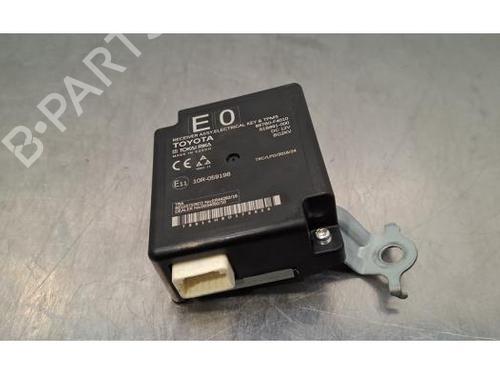 Elektronische module TOYOTA C-HR (_X1_) 1.8 Hybrid (ZYX10_, ZYX11_, ZYX10R, ZYX11R) (122 hp) 32284579