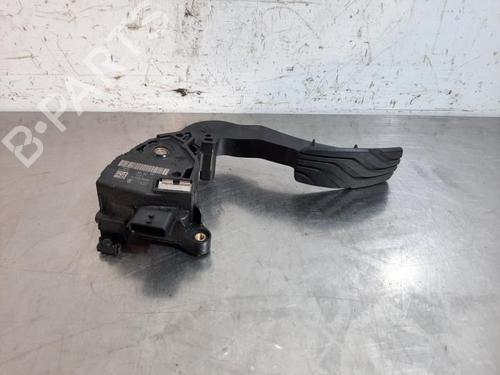 Used Pedal RENAULT MEGANE IV Hatchback (B9A/M/N_) 1.3 TCe 140 (B9NB) (140 hp) 23617278